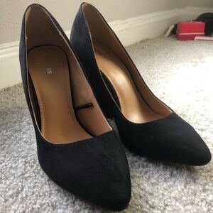 Express Elegant Black Women's Pumps 7.5